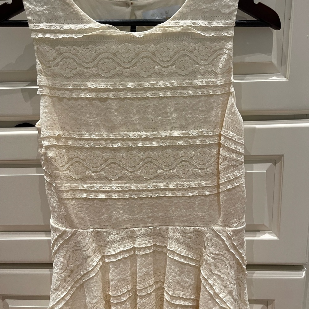 Eri+ali Elegant Cream Lace sleeveless top